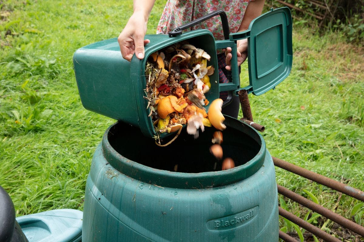 Use old waste for compost