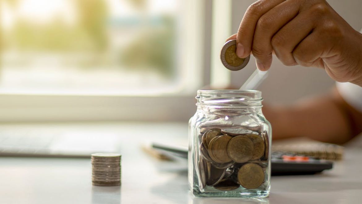 How to Save Money in January: 10 Small Changes for Bigger Savings All Year Long