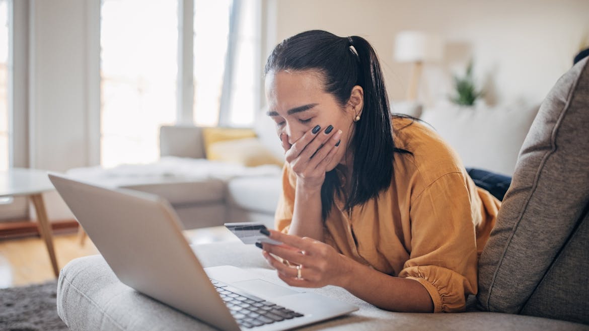 The Latest Travel Scams and How to Avoid Them