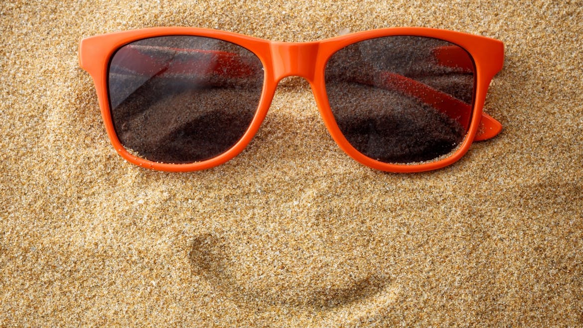 How to Avoid Hidden Holiday Costs in 2025